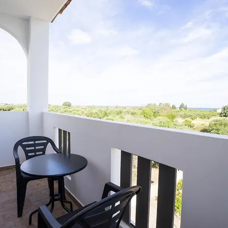 Villa Family Haven Soroni