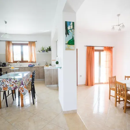 Family Haven Villa *